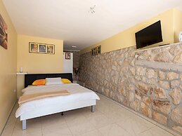 Captivating Holiday Home in Tribanj near Sea