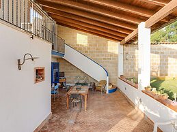 Belvilla by OYO Charming Villa With Roof Terrace