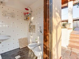 Belvilla by OYO Charming Villa With Roof Terrace