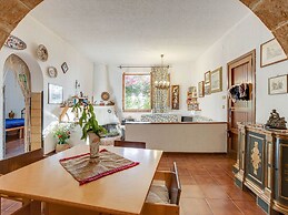 Belvilla by OYO Charming Villa With Roof Terrace