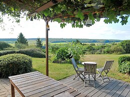 Family Home in Stunning Setting With Swimming Pool