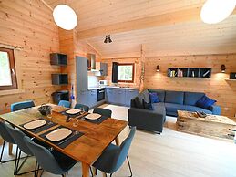 Cozy Holiday Home in Oignies-en-Thiérache near Forest