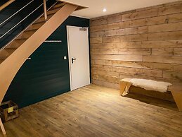 Holiday Home in Enneille near Durbury