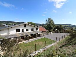 Lavish Cottage With Sauna in Manhay