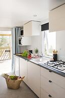 Nice Chalet With Deck, in the Antwerp Kempen