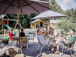 Nice Chalet With Deck, in the Antwerp Kempen