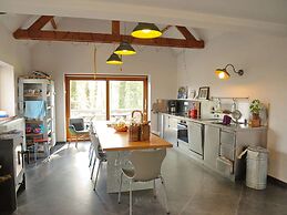 Attractive Holiday Home in Marche-en-famenne With Garden