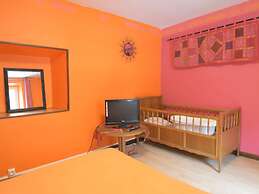 Cozy Holiday Home in Stoumont with Sauna & Hot Tub