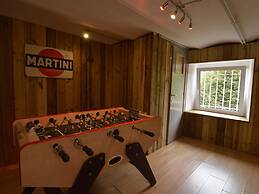 Cozy Holiday Home in Stoumont with Sauna & Hot Tub