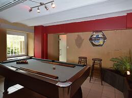 Cozy Holiday Home in Stoumont with Sauna & Hot Tub