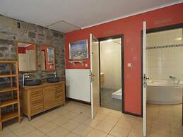 Cozy Holiday Home in Stoumont with Sauna & Hot Tub