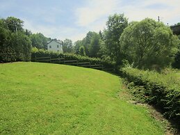 Cozy Holiday Home in Stoumont with Sauna & Hot Tub