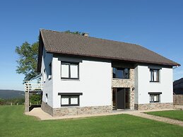 Rendeux Valley View Retreat