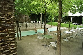 Holiday Home in Daverdisse With Garden