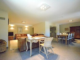 Cozy Holiday Home in Gedinne near Forest