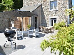 Cozy Holiday Home in Gedinne near Forest