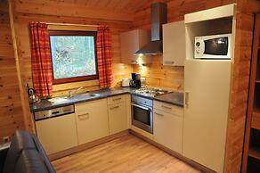 Artsy Bungalow With Terrace, Garden Furniture