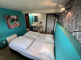 Recently Fully Renovated Chalet for 9 Persons