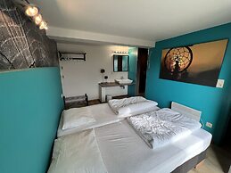 Recently Fully Renovated Chalet for 9 Persons