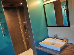 Recently Fully Renovated Chalet for 9 Persons