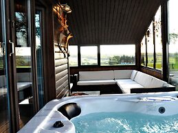 Recently Fully Renovated Chalet for 9 Persons