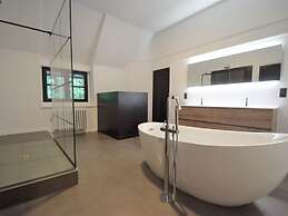 Vintage Villa with Hot Tub & Infrared Sauna in Ardennes