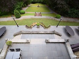 Vintage Villa with Hot Tub & Infrared Sauna in Ardennes