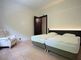 Vintage Villa with Hot Tub & Infrared Sauna in Ardennes