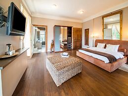 Impressive Castle in Spa With a Swimming Pool