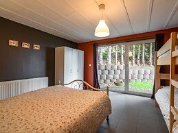 Luxury Holiday Home With Sauna Near Forest in Ovifat