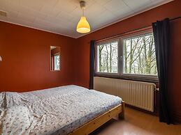 Luxury Holiday Home With Sauna Near Forest in Ovifat