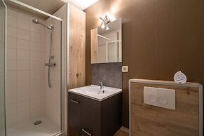 Luxury Holiday Home With Sauna Near Forest in Ovifat