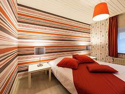 Swanky Holiday Home in Waimes With Indoor Swimming Pool