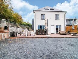 Luxurious Holiday Home With Sauna in Fauvillers