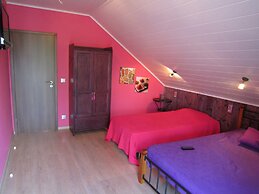 Luxurious Holiday Home in Stoumont With Pool