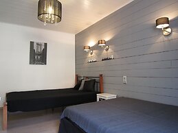 Luxurious Holiday Home in Stoumont With Pool