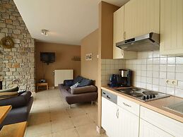 Cozy Apartment in Robertville With Garden