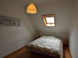 Cozy Apartment in Robertville With Garden