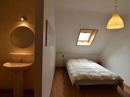 Cozy Apartment in Robertville With Garden