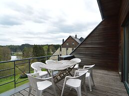 Cozy Apartment in Robertville With Garden
