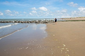 Villa, two Bathrooms and a Washing Machine, Near Ostend