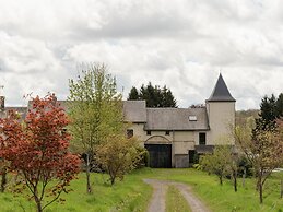 Le Hameau du Chateau - Elegance and Serenity