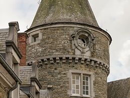 Le Hameau du Chateau - Elegance and Serenity