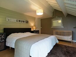 Cozy Cottage with Hot Tub, Sauna, Hammam