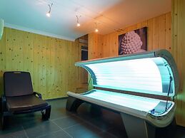 Cozy Cottage with Hot Tub, Sauna, Hammam