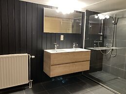 Cozy Cottage with Hot Tub, Sauna, Hammam