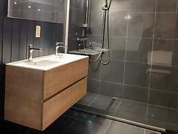 Cozy Cottage with Hot Tub, Sauna, Hammam