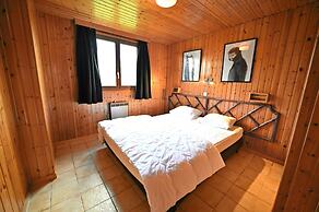 Bungalow Near the Ourthe and From the Centre of Town