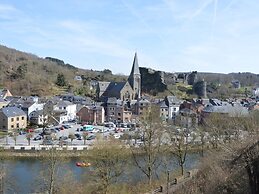 Comfortable Holiday Home in Marche en Famenne