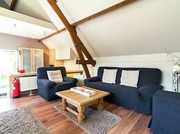 Cushy Apartment With Private Terrace, Heating